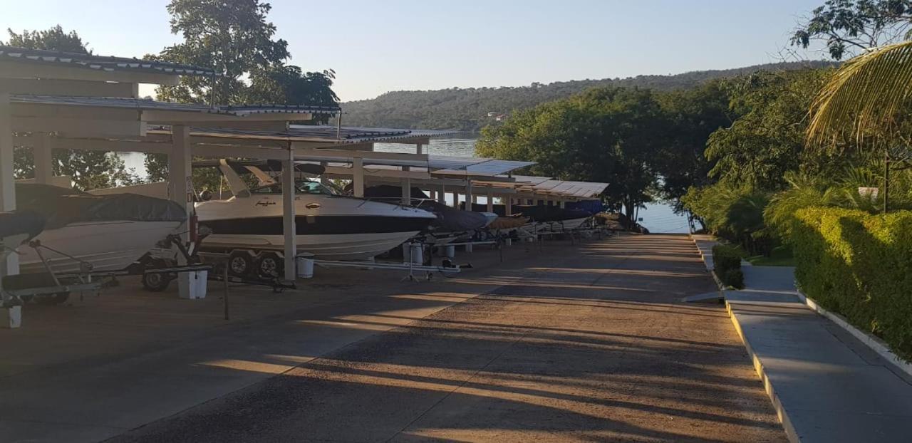 Apartamento Do Lago, Com Churrasqueira Privativa , Cozinha , Internet Banda Larga, Rampa Barco E Jet, Pesqueiro - B101 Caldas Novas Luaran gambar