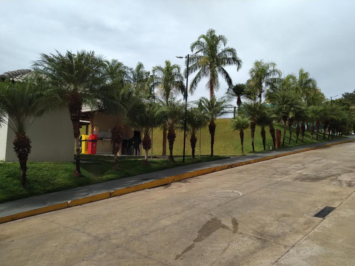 Apartamento Do Lago, Com Churrasqueira Privativa , Cozinha , Internet Banda Larga, Rampa Barco E Jet, Pesqueiro - B101 Caldas Novas Luaran gambar